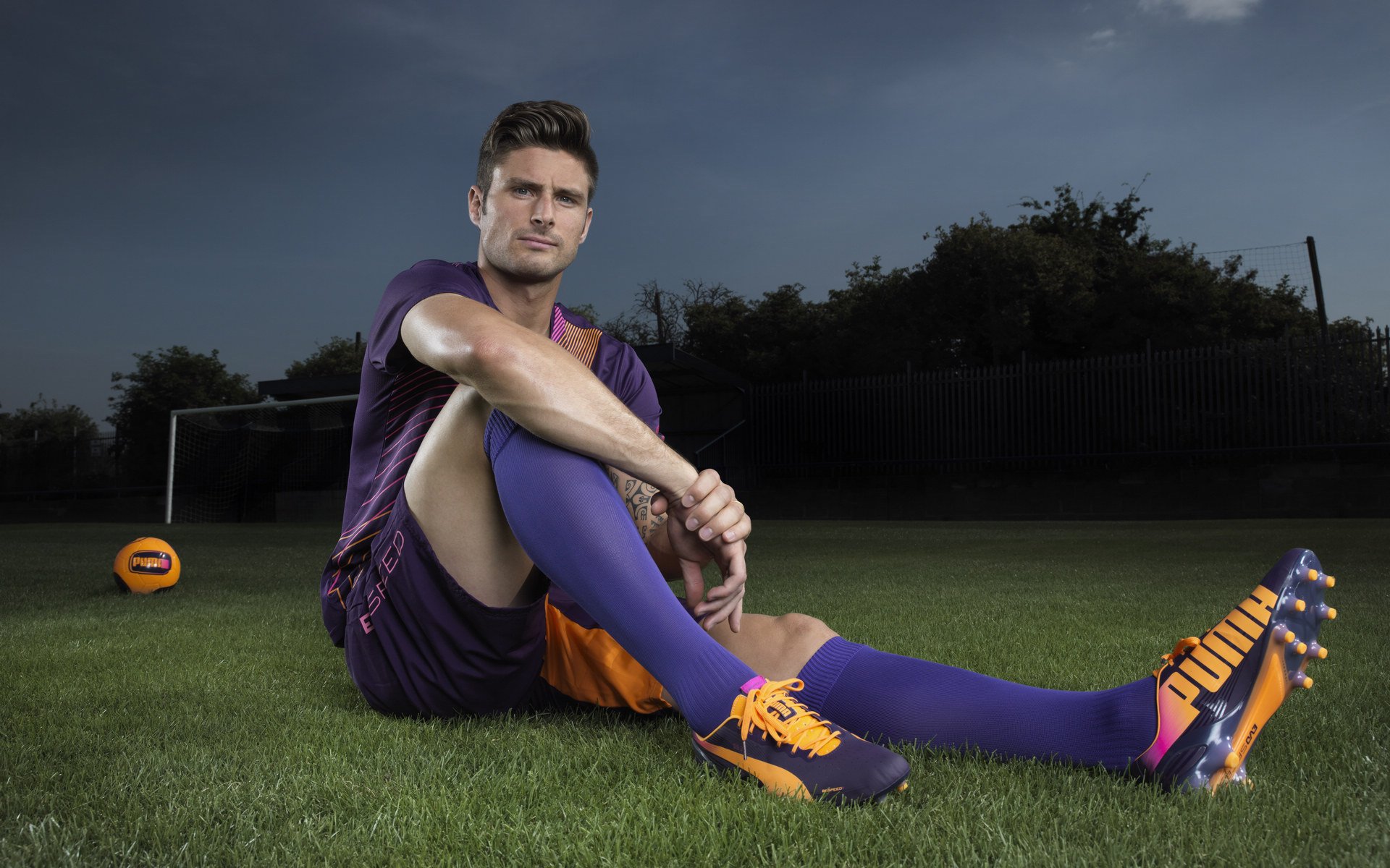 牛仔靠防守站稳脚跟，主帅笑称“这是风格”